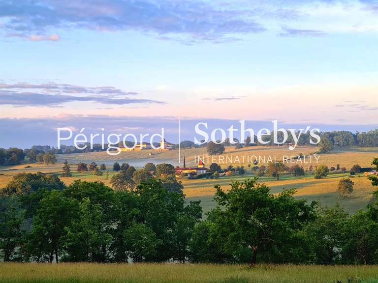 Maison Fumel - 735m²