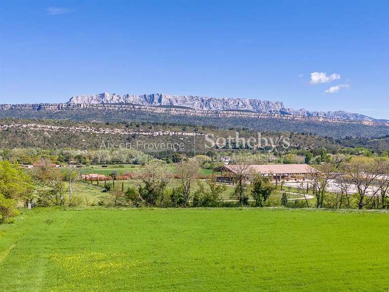 House Fuveau - 330m²