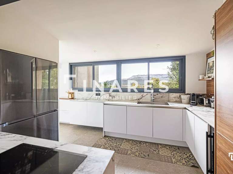Maison Fuveau - 5 chambres - 250m²