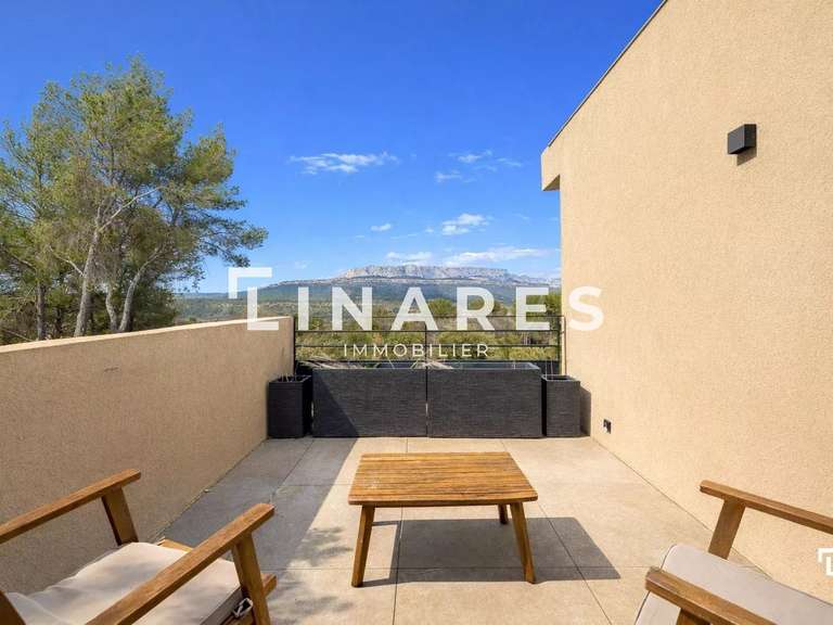 Maison Fuveau - 5 chambres - 250m²