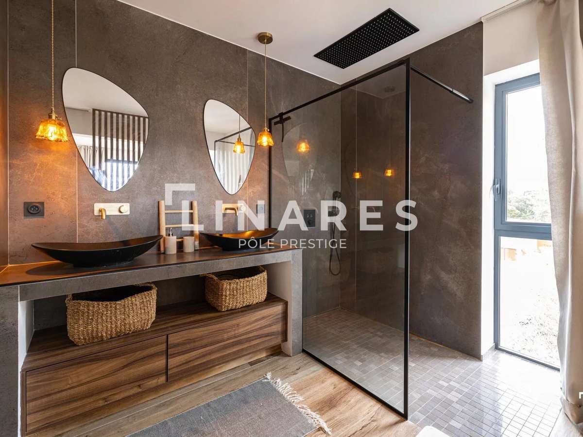 House Fuveau