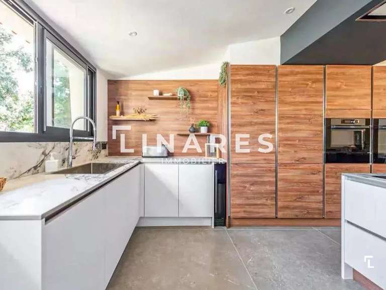 Maison Fuveau - 5 chambres - 250m²