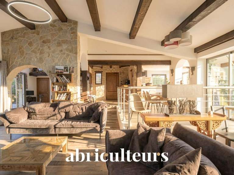 Maison Fuveau - 5 chambres - 248m²