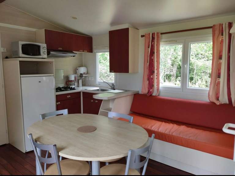 Propriété Gabillou - 20 chambres - 394m²