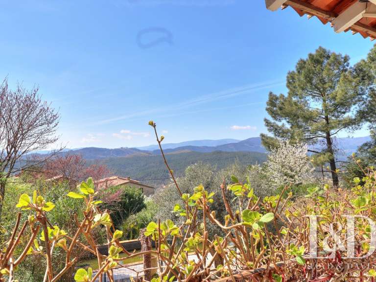 House Gagnières - 7 bedrooms - 202m²