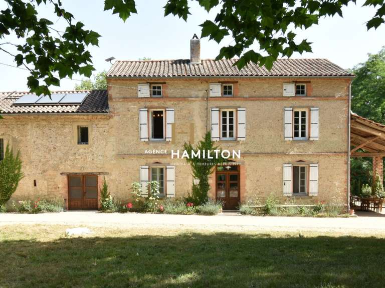 Maison Gaillac - 6 chambres - 239m²