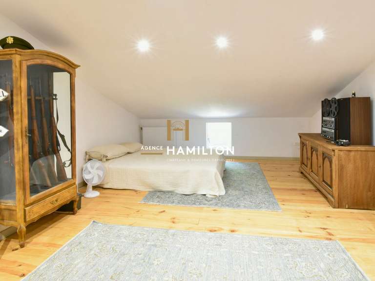 Maison Gaillac - 6 chambres - 239m²
