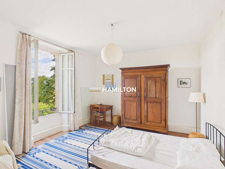 Maison Gaillac - 9 chambres - 347m²