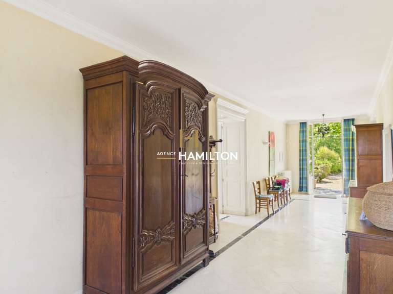 Maison Gaillac - 9 chambres - 347m²