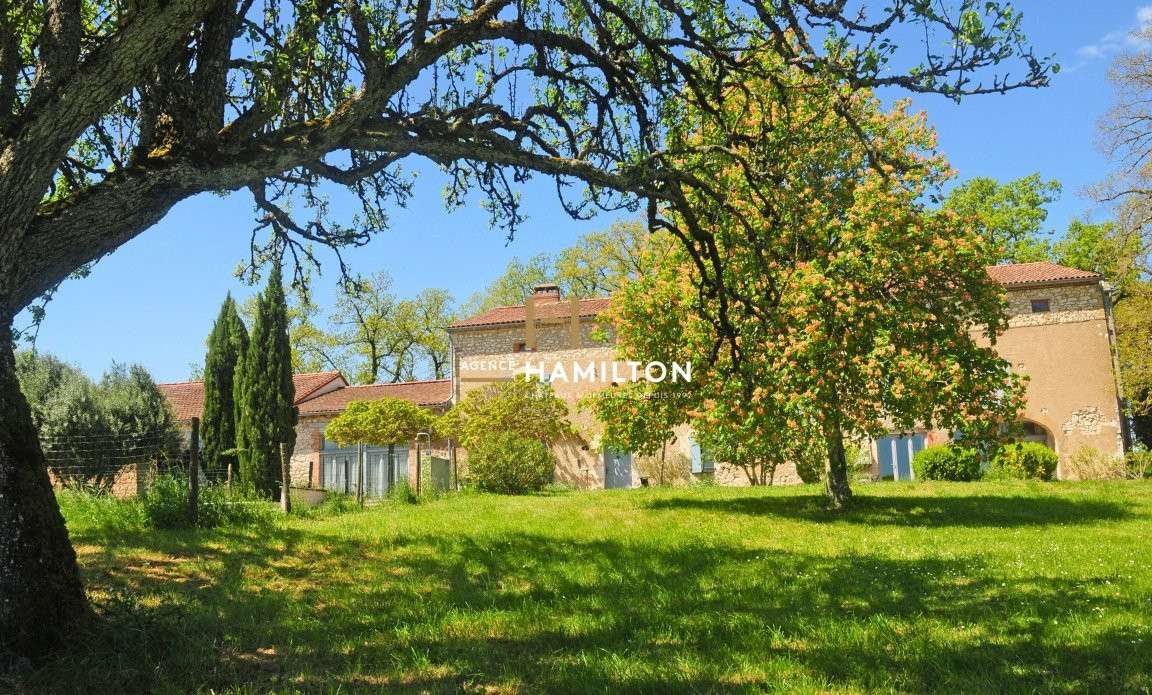 Property Gaillac