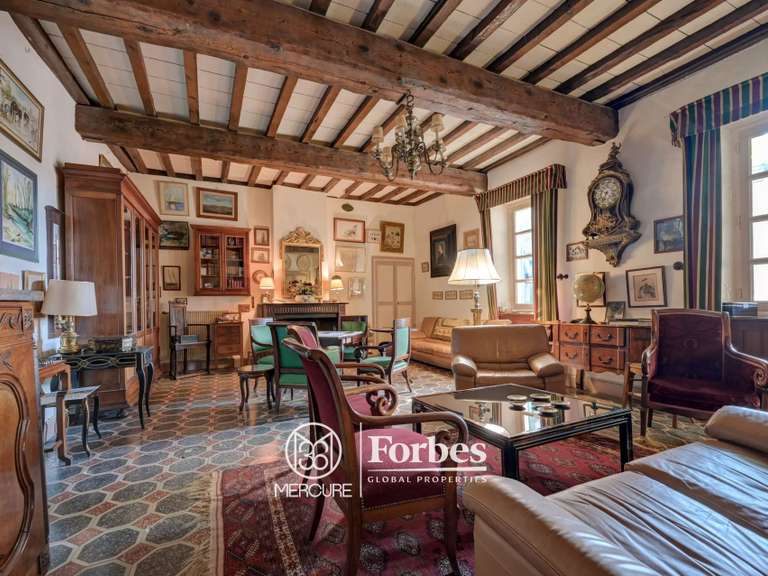 Propriété Gajan - 9 chambres - 450m²
