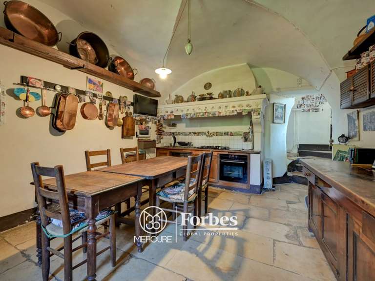 Propriété Gajan - 9 chambres - 450m²