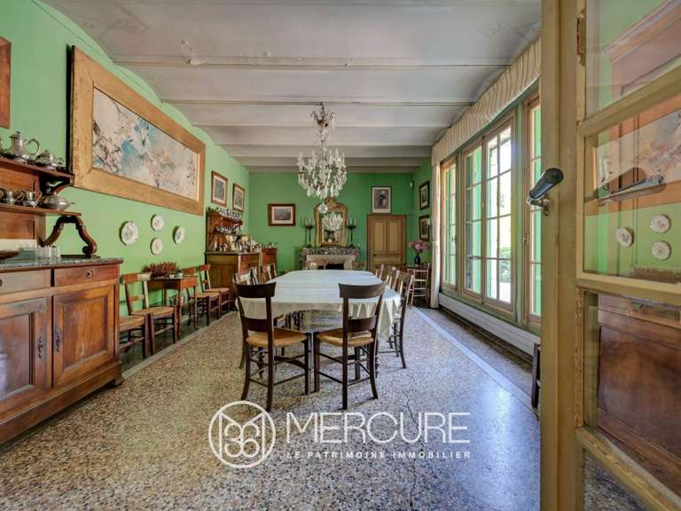 Propriété Gajan - 9 chambres - 1200m²