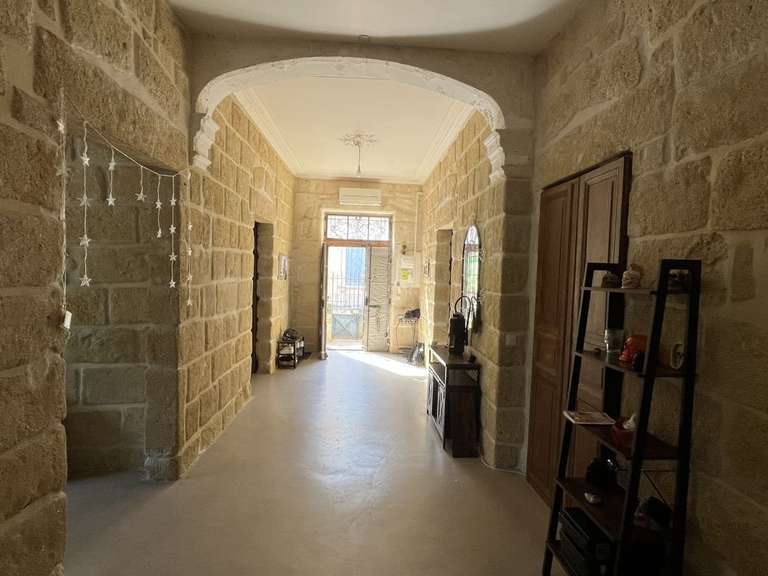 House Gallargues-le-Montueux - 330m²
