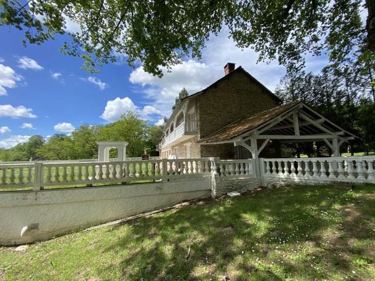 House Gambais - 3 bedrooms - 366m²