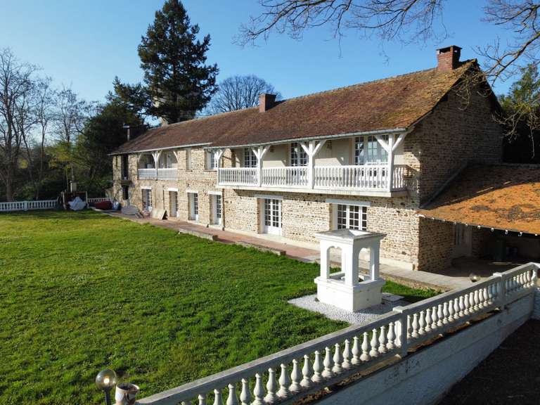 House Gambais - 3 bedrooms - 366m²