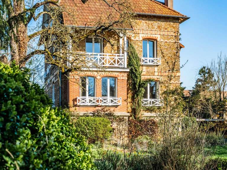 Maison Gambais - 6 chambres - 380m²