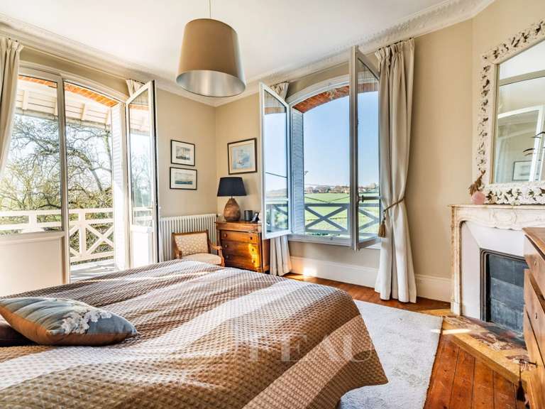 Maison Gambais - 6 chambres - 380m²