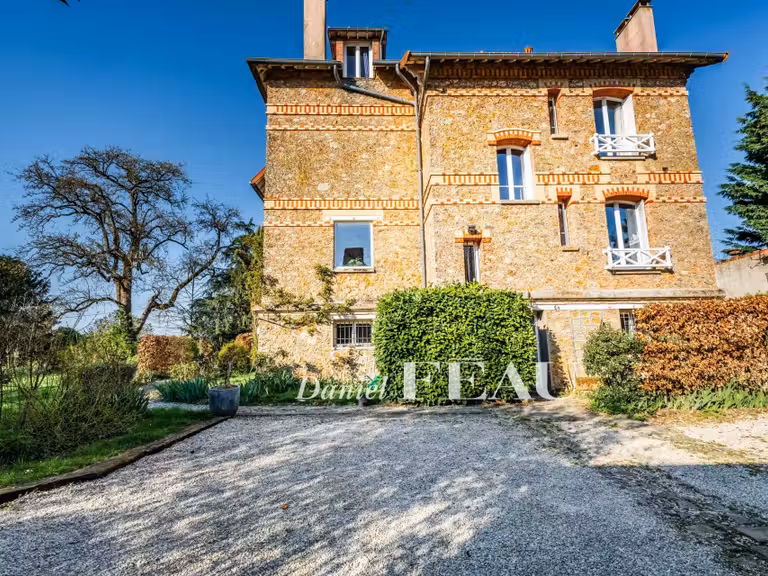 Maison Gambais - 6 chambres - 380m²