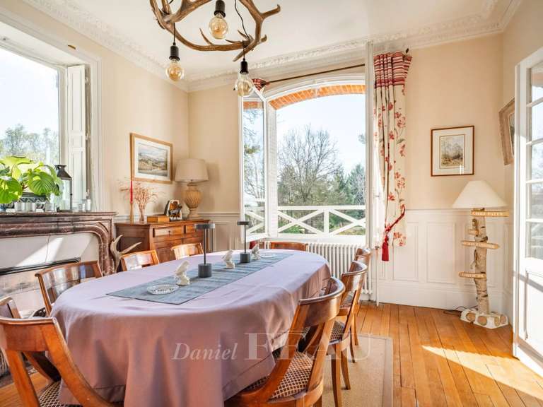 Maison Gambais - 6 chambres - 380m²