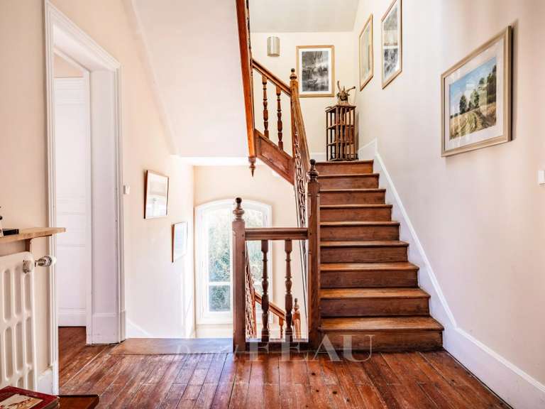 Maison Gambais - 6 chambres - 380m²