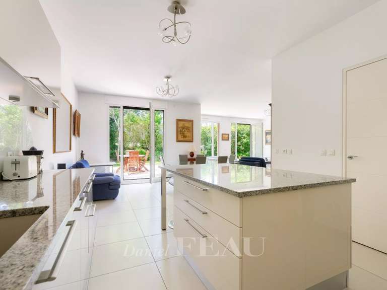 Appartement Garches - 3 chambres - 126m²