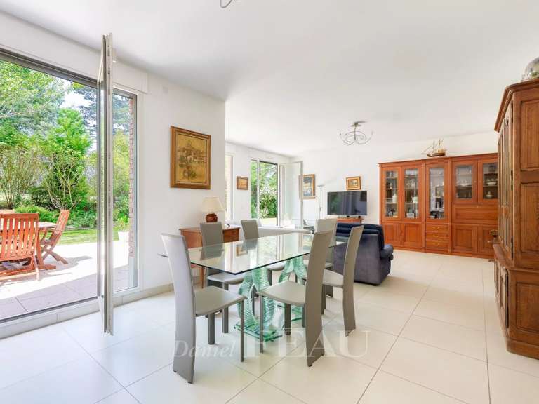 Appartement Garches - 3 chambres - 126m²