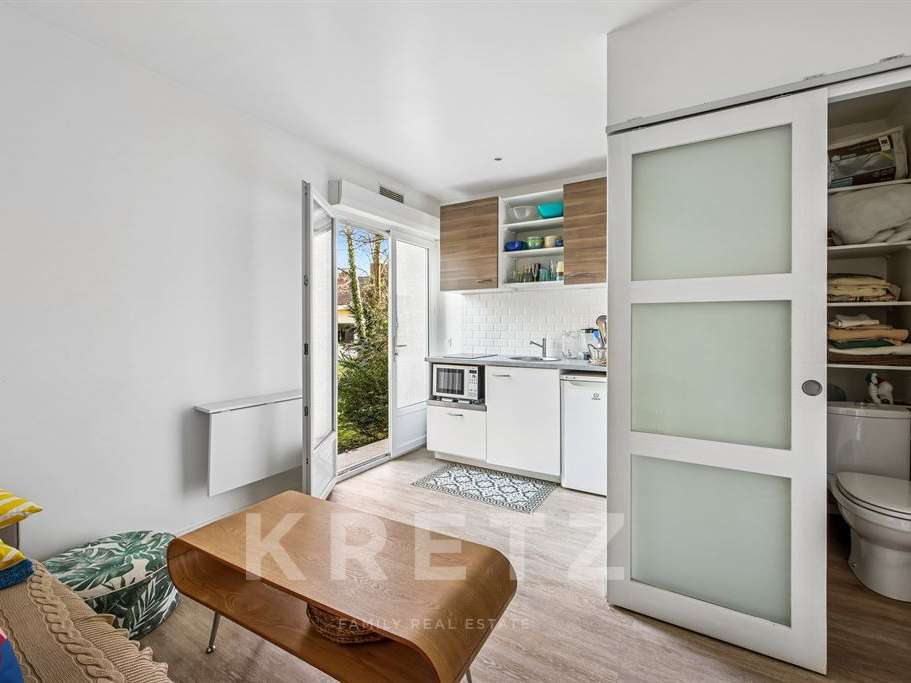 Apartment Garches