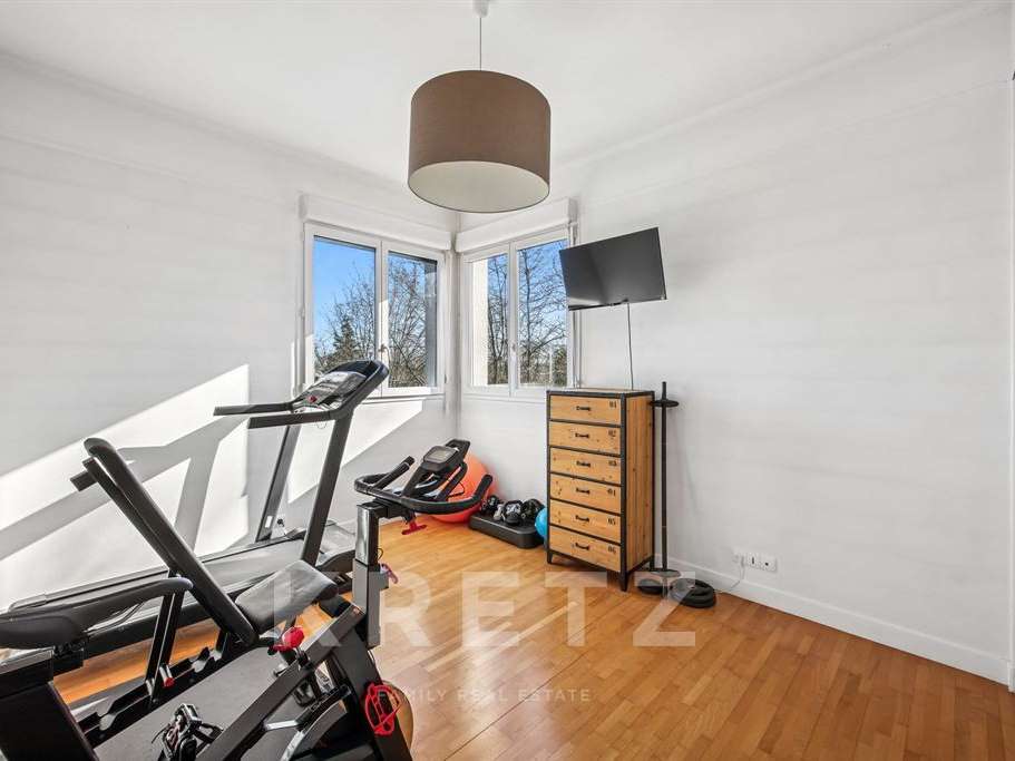 Apartment Garches
