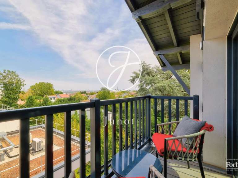 Appartement Garches - 3 chambres - 125m²