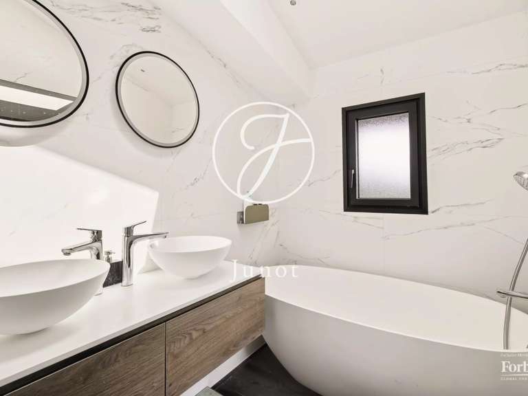 Appartement Garches - 3 chambres - 125m²