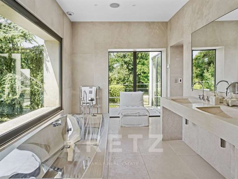 House Garches - 5 bedrooms - 800m²