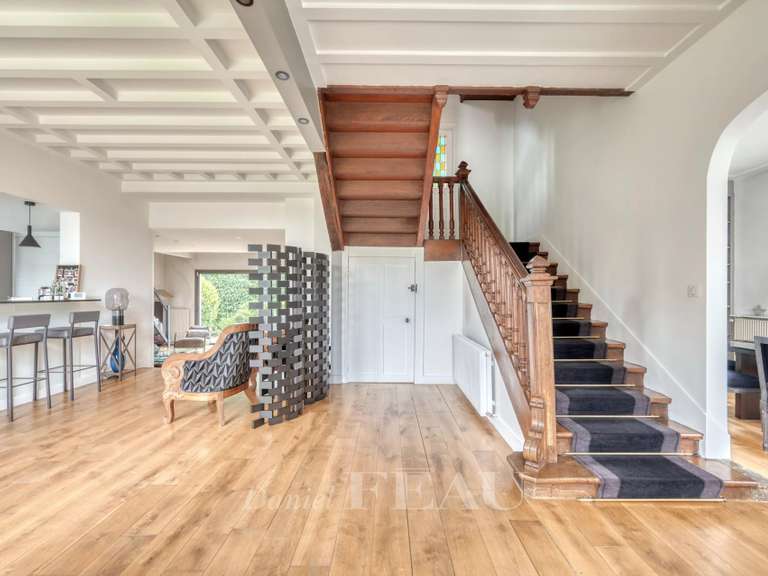 Maison Garches - 5 chambres - 240m²