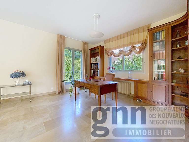 House Garches - 6 bedrooms - 284m²