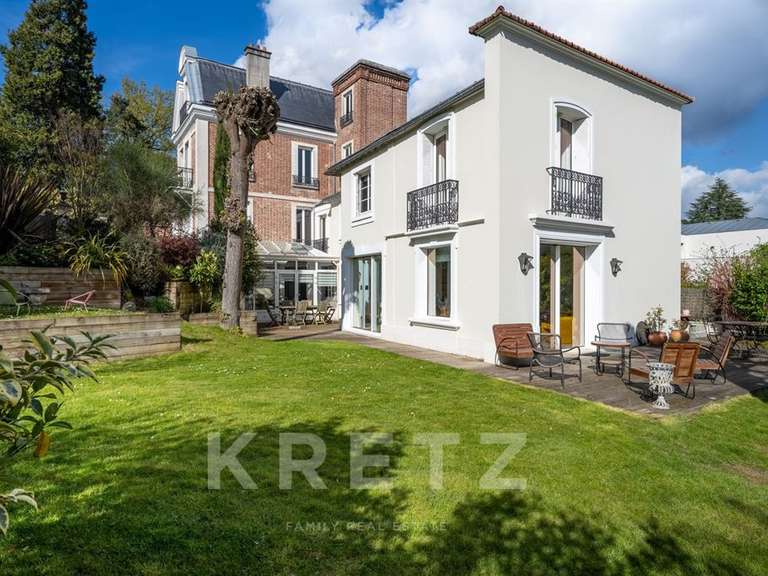 House Garches - 3 bedrooms - 377m²
