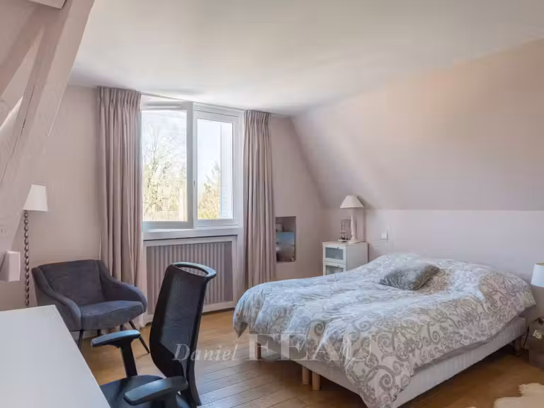 House Garches - 5 bedrooms - 325m²