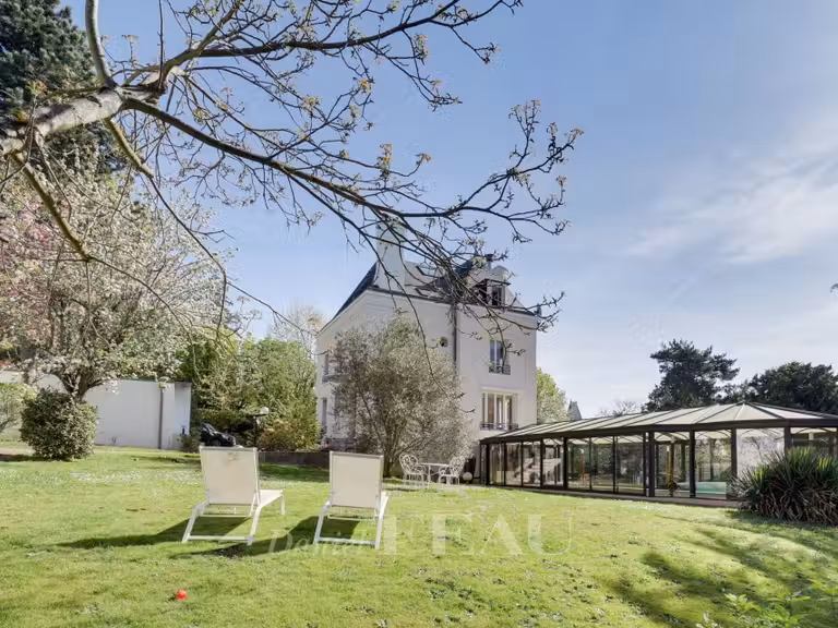 House Garches - 5 bedrooms - 325m²