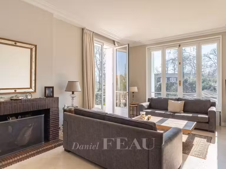 House Garches - 5 bedrooms - 325m²