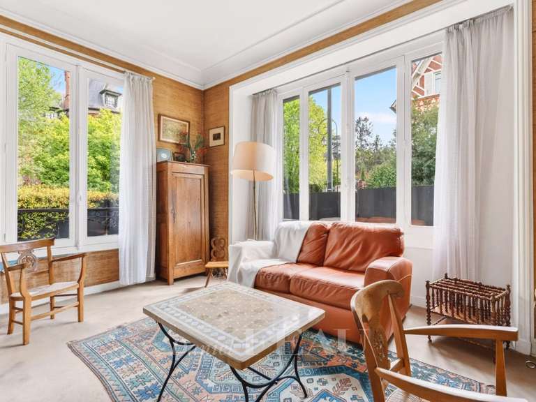 Maison Garches - 6 chambres - 300m²