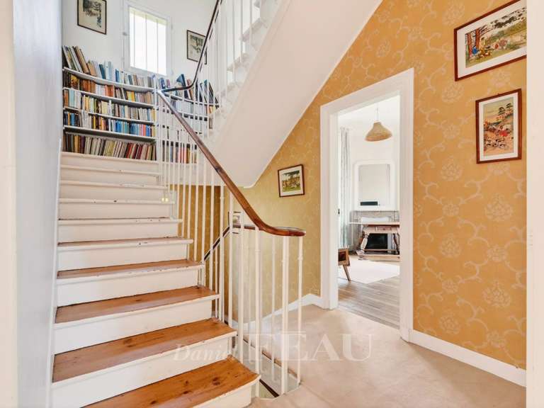 Maison Garches - 6 chambres - 300m²