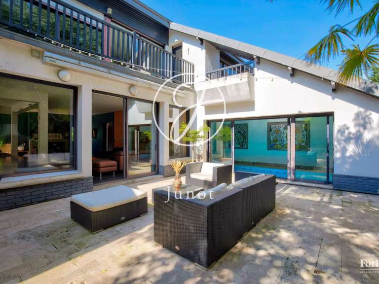 House Garches - 4 bedrooms - 330m²