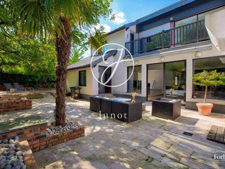 House Garches - 4 bedrooms - 330m²