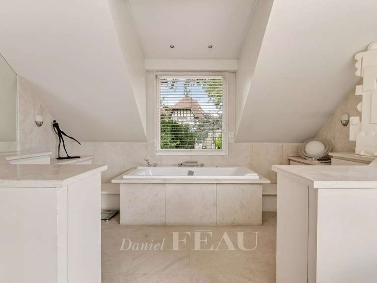 Maison Garches - 4 chambres - 380m²