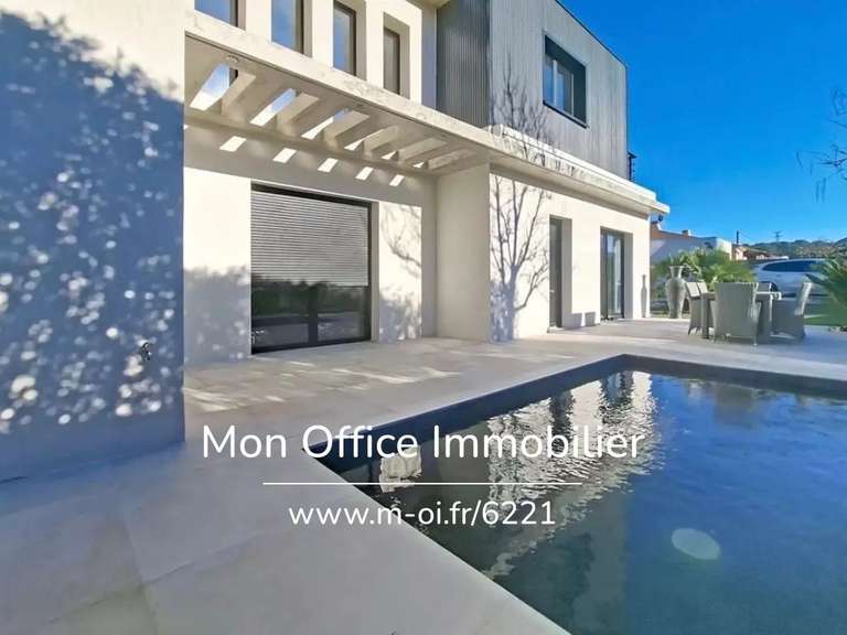 Villa Gardanne - 5 chambres - 276m²