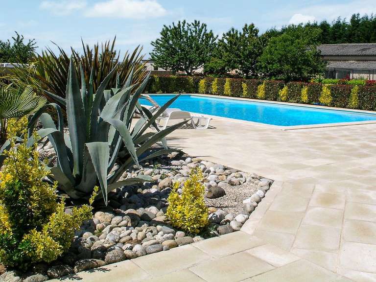 Maison Gardonne - 680m²