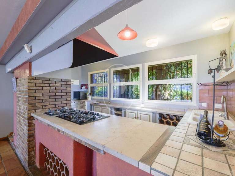 Propriété Gargas - 9 chambres - 335m²