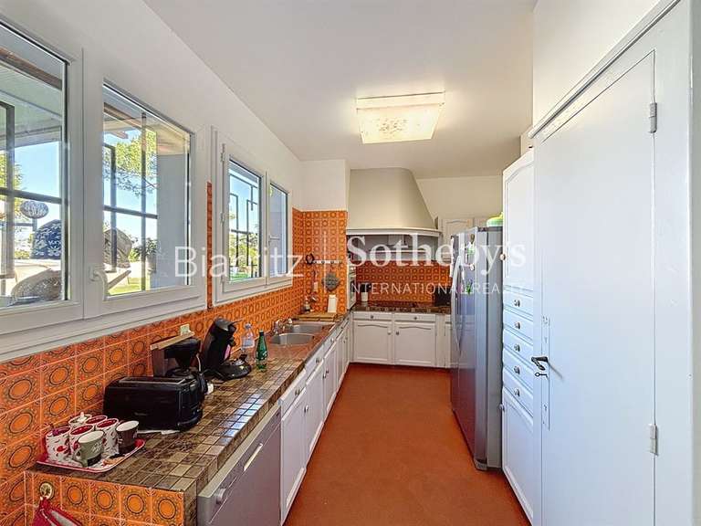 Propriété Garrosse - 8 chambres - 275m²