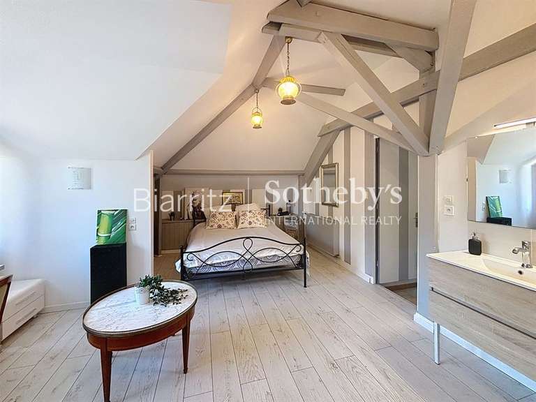 Propriété Garrosse - 8 chambres - 275m²