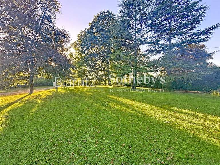 Propriété Garrosse - 8 chambres - 275m²