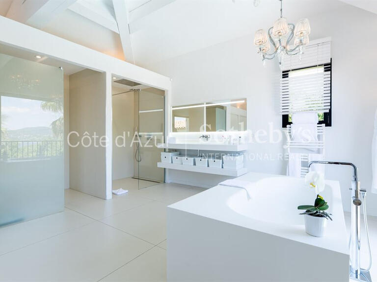 Maison Gassin - 4 chambres - 310m²